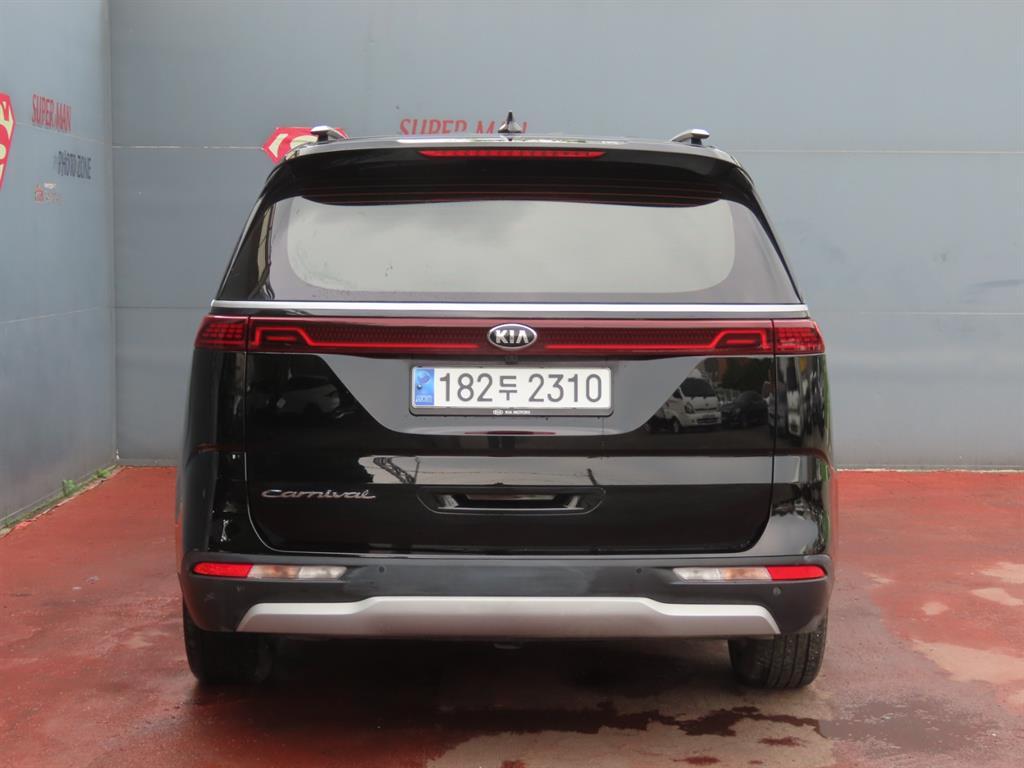 KIA Carnival - Vista 7