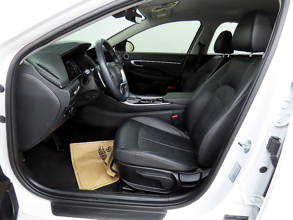HYUNDAI Sonata - Vista 5