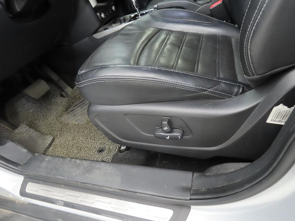 Ssangyong Tivoli 2015 Plateado - Importación desde Corea - HF Imports Iquique - Foto 15