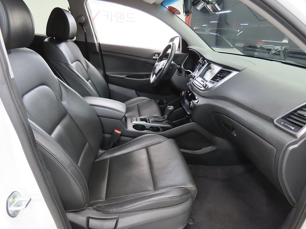 HYUNDAI Tucson - Vista 8