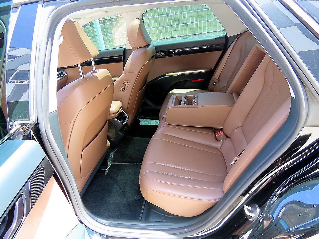 HYUNDAI Grandeur - Vista 6