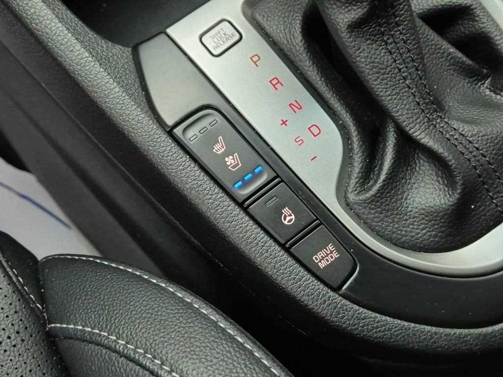 KIA K3 2019 Blanco - Importación desde Corea - HF Imports Iquique - Foto 17