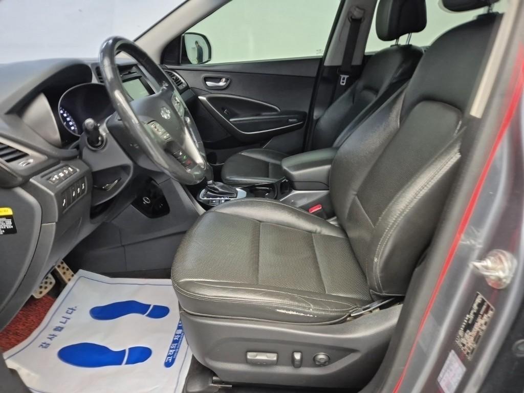 HYUNDAI Santa Fe - Vista 10