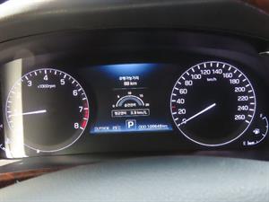 HYUNDAI Equus - Vista 10