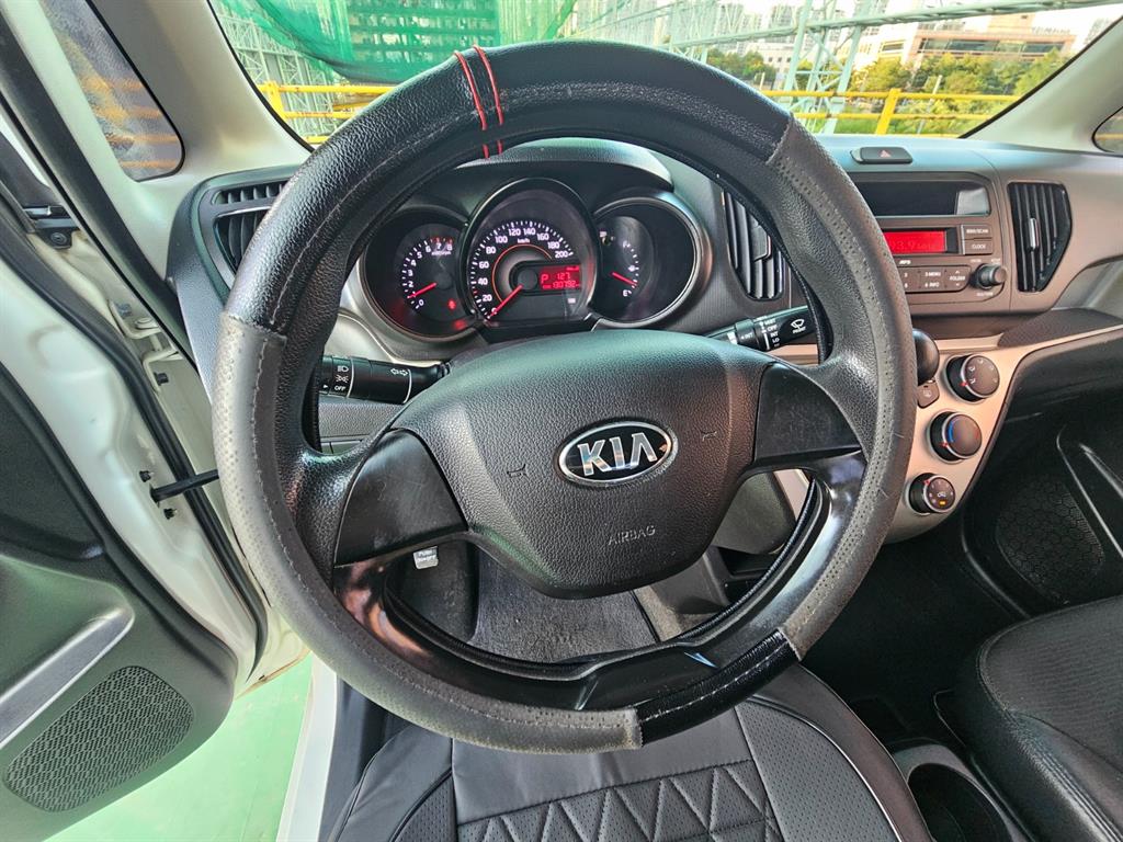KIA Ray 2017 Blanco - Importación desde Corea - HF Imports Iquique - Foto 17
