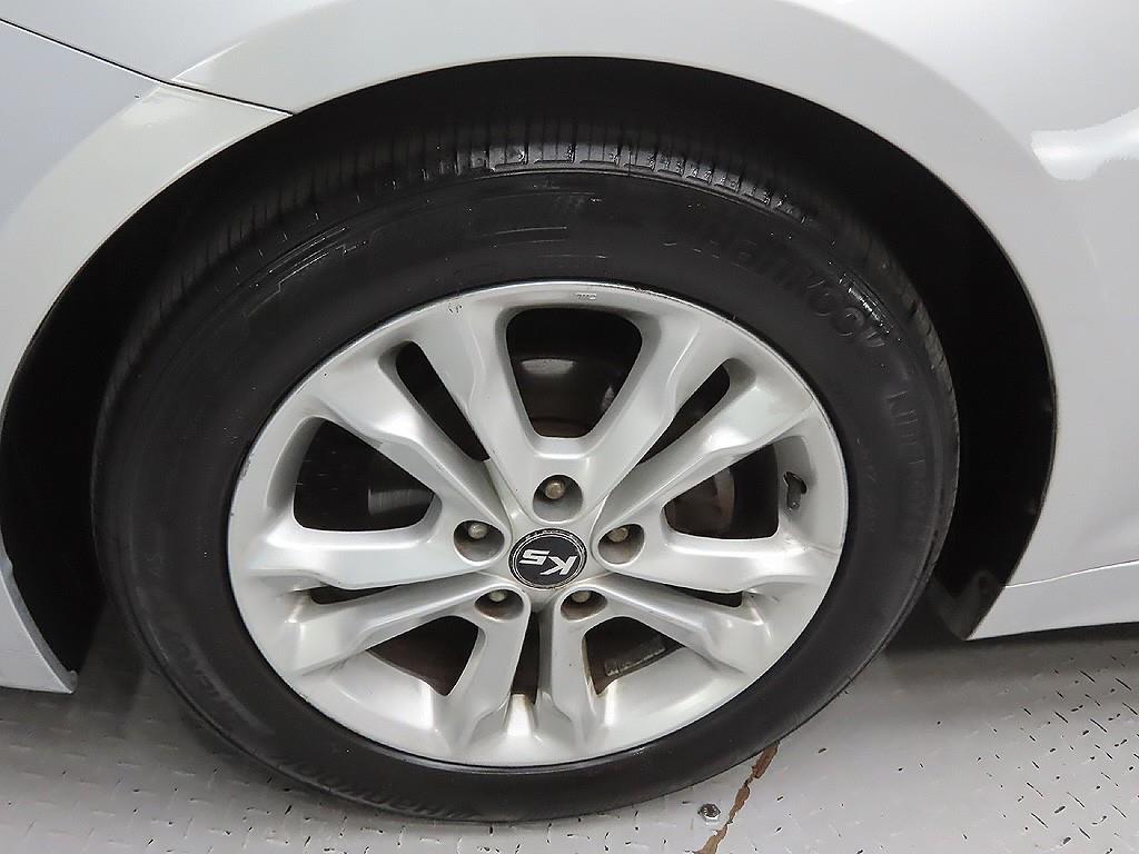 KIA K5 - Vista 9