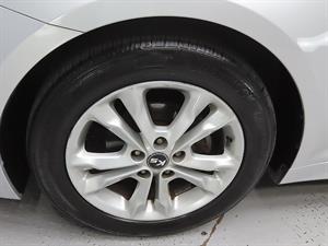 KIA K5 - Vista 10