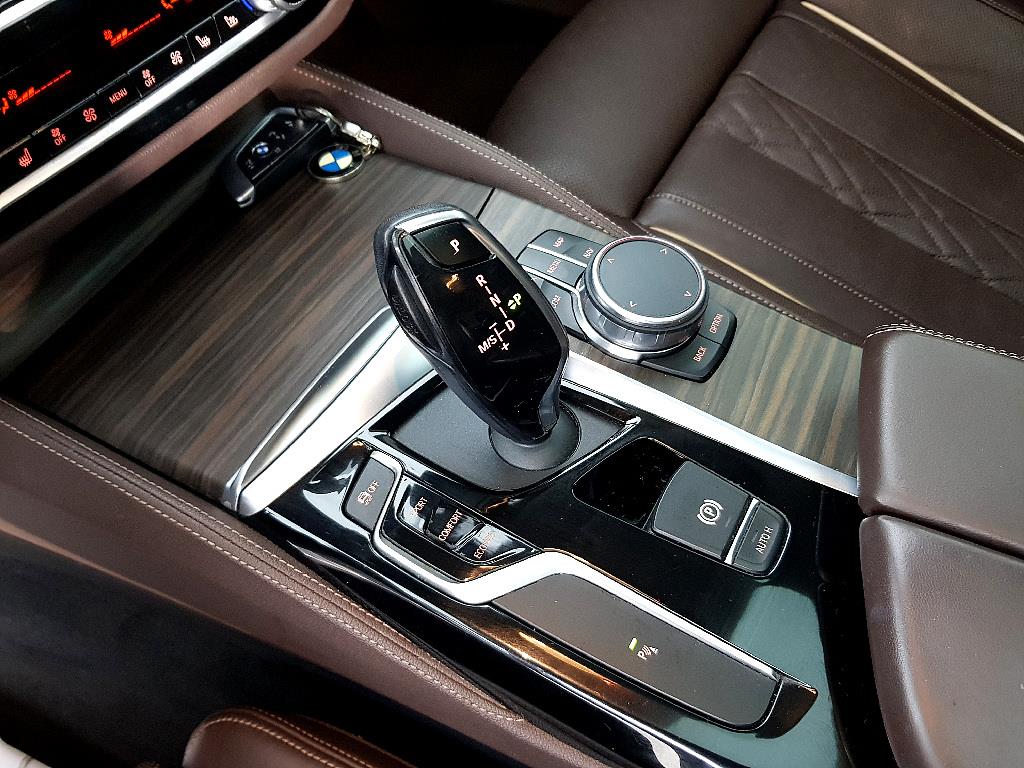 BMW 5 Series - Vista 11