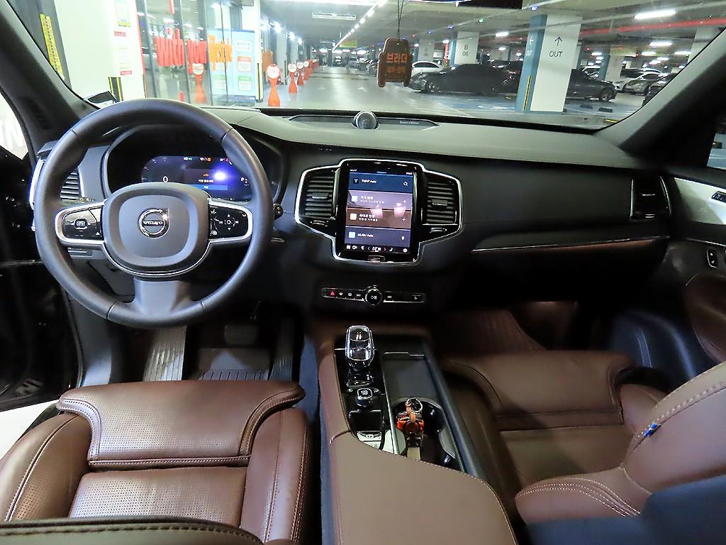 Volvo XC90 - Vista 10