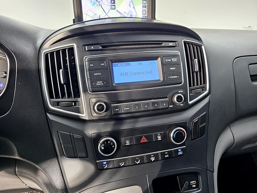 HYUNDAI Starex 2018 Gris - Importación desde Corea - HF Imports Iquique - Foto 14