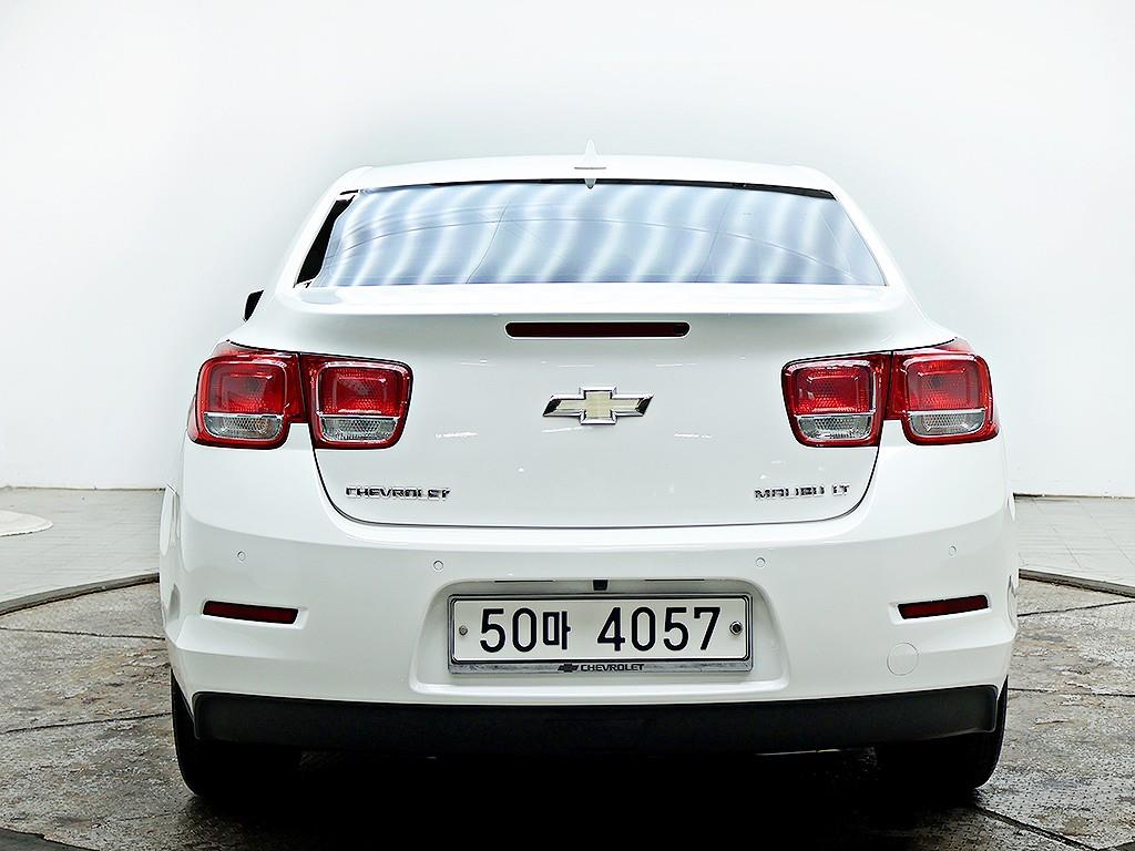 Chevrolet Malibu - Vista 5