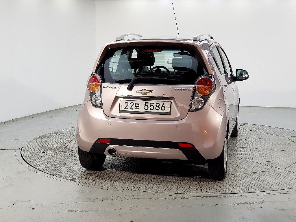Chevrolet Spark - Vista 3