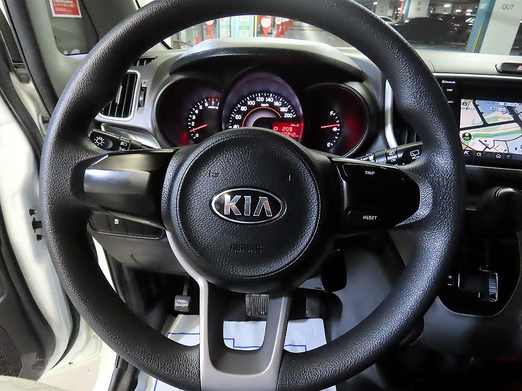 KIA Ray - Vista 8