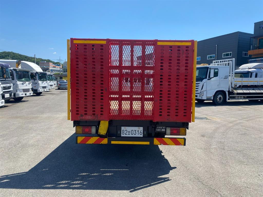 medium and large cargo Lekka - Vista 6