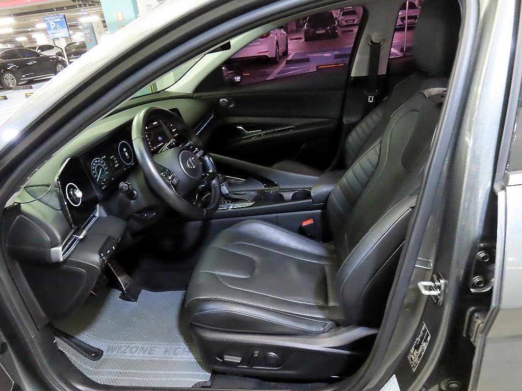 HYUNDAI Avante - Vista 6