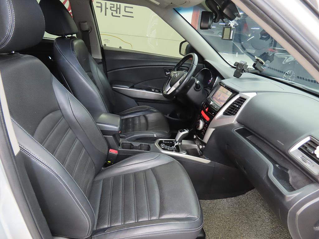 Ssangyong Tivoli - Vista 7