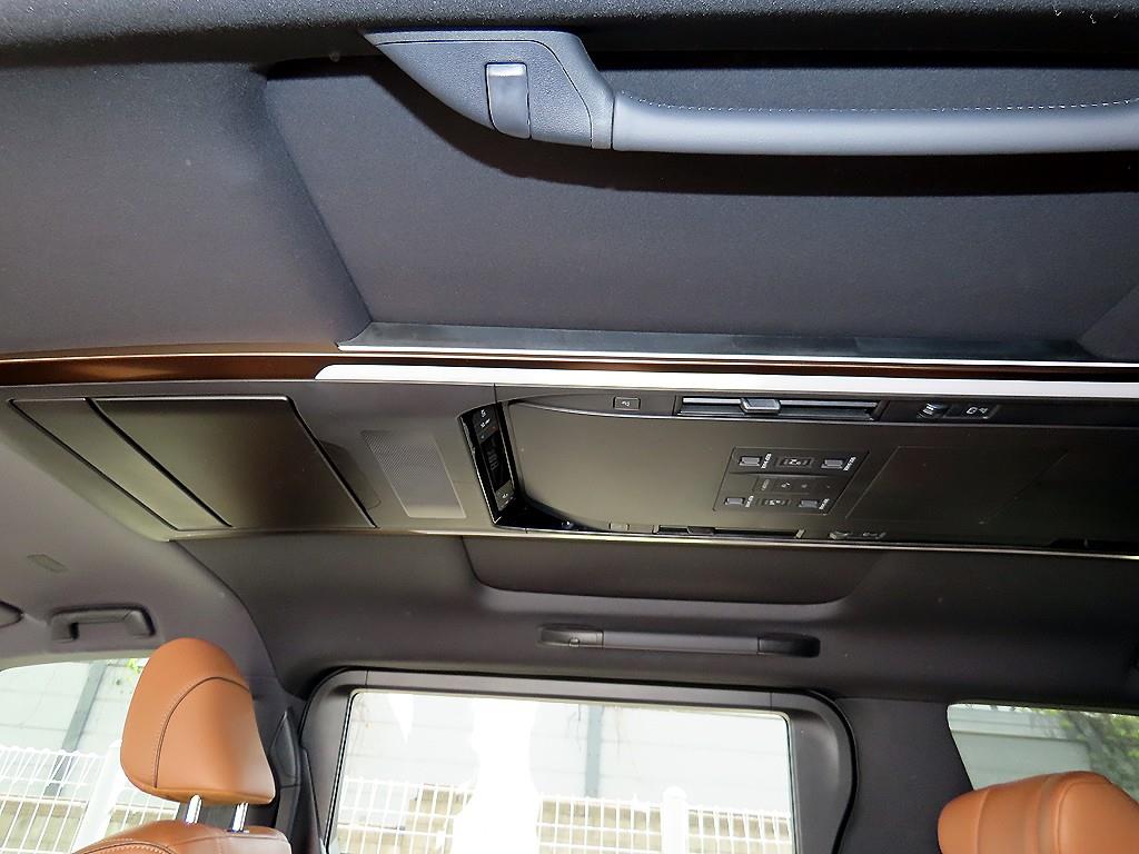 Toyota Alphard 2024 Negro - Importación desde Corea - HF Imports Iquique - Foto 15