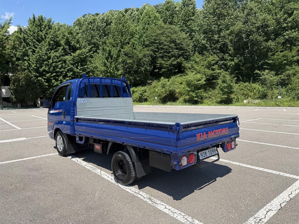 Small Truck Cargo (small) - Vista 4