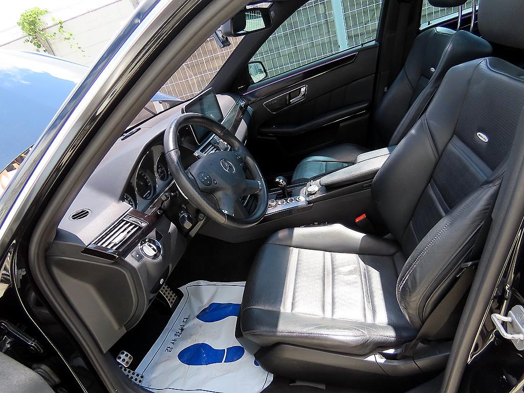 Mercedes Benz E class - Vista 5