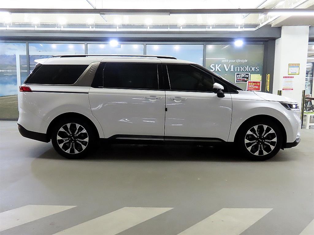 KIA Carnival - Vista 3