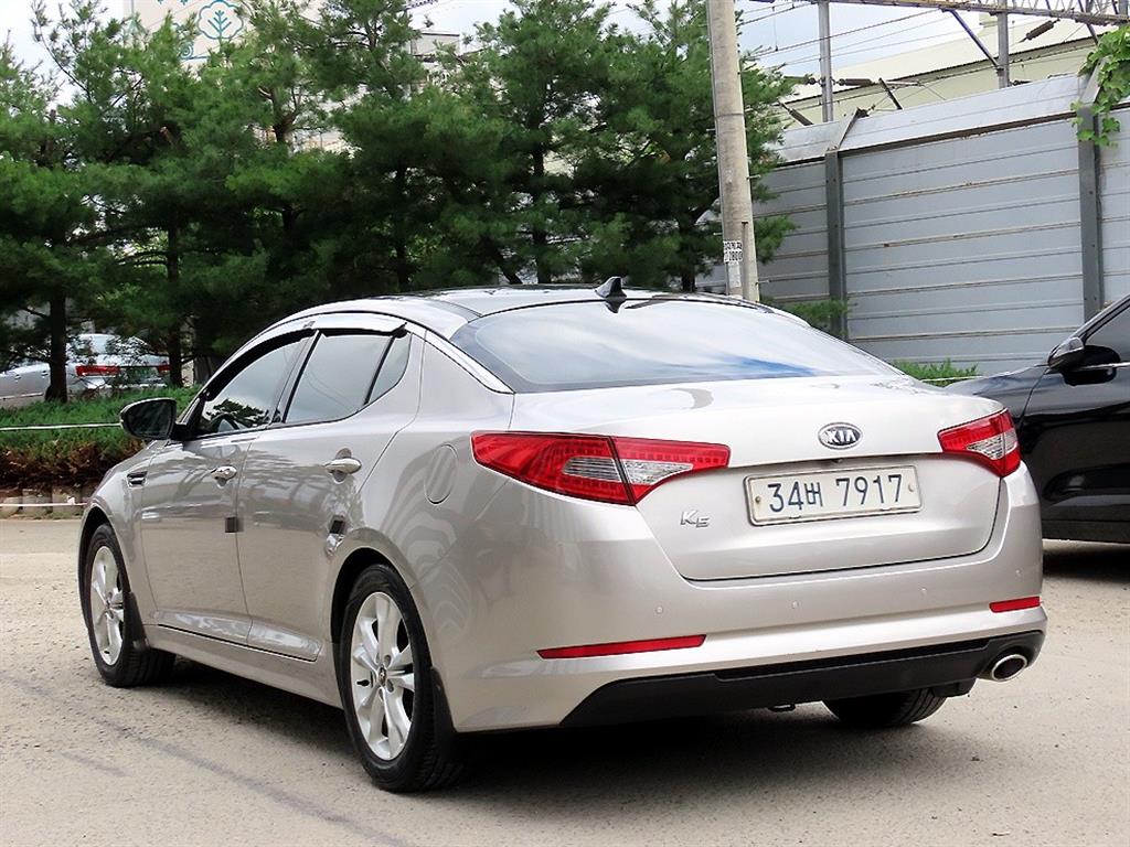 KIA K5 - Vista 3