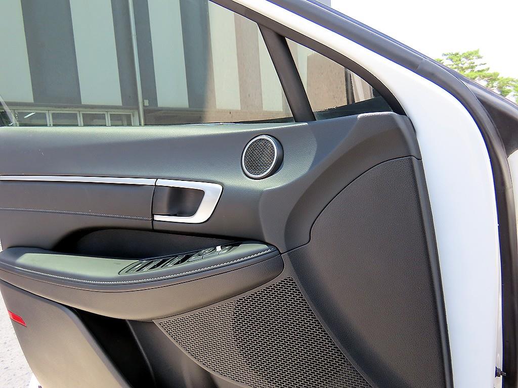 HYUNDAI Sonata - Vista 11