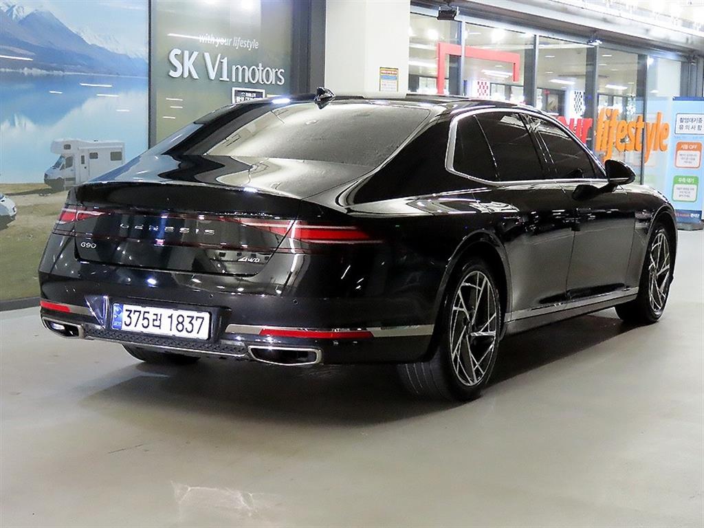 Genesis G90 - Vista 4