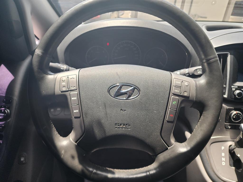HYUNDAI Starex 2017 Gris - Importación desde Corea - HF Imports Iquique - Foto 14