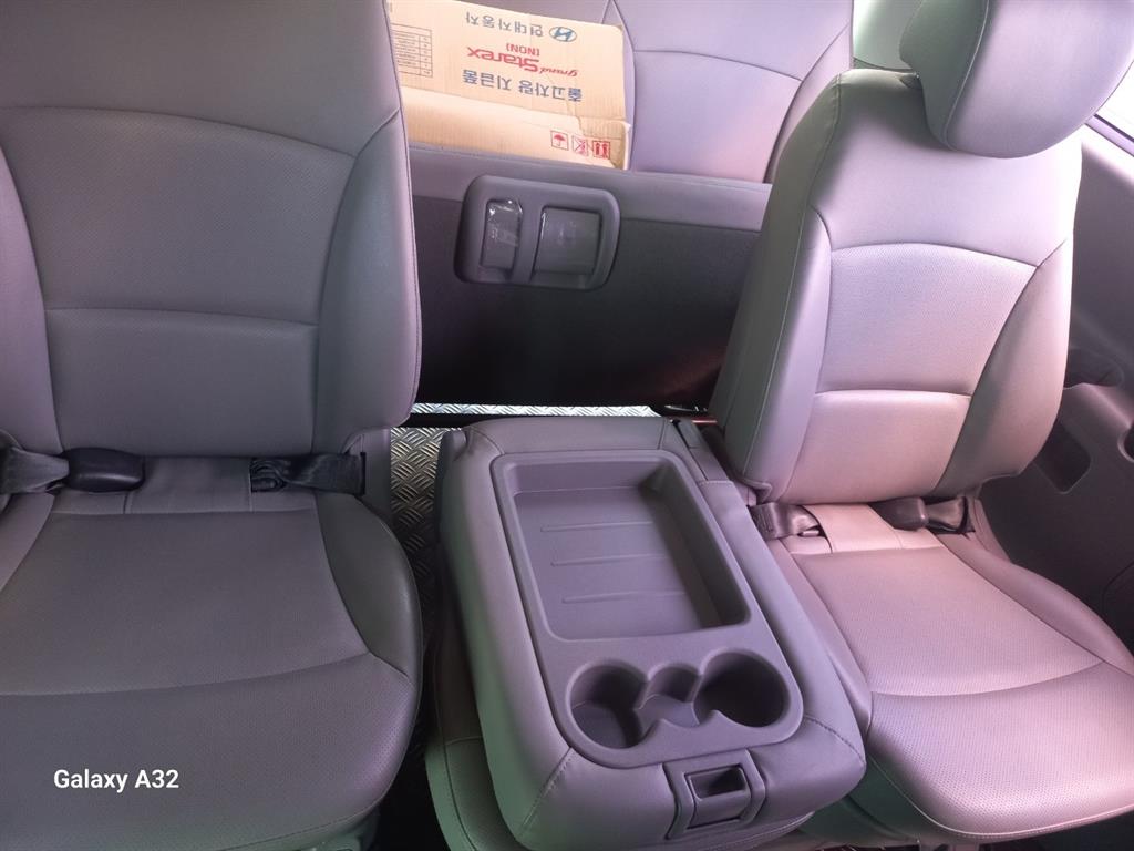 HYUNDAI Starex 2015 Gris - Importación desde Corea - HF Imports Iquique - Foto 17