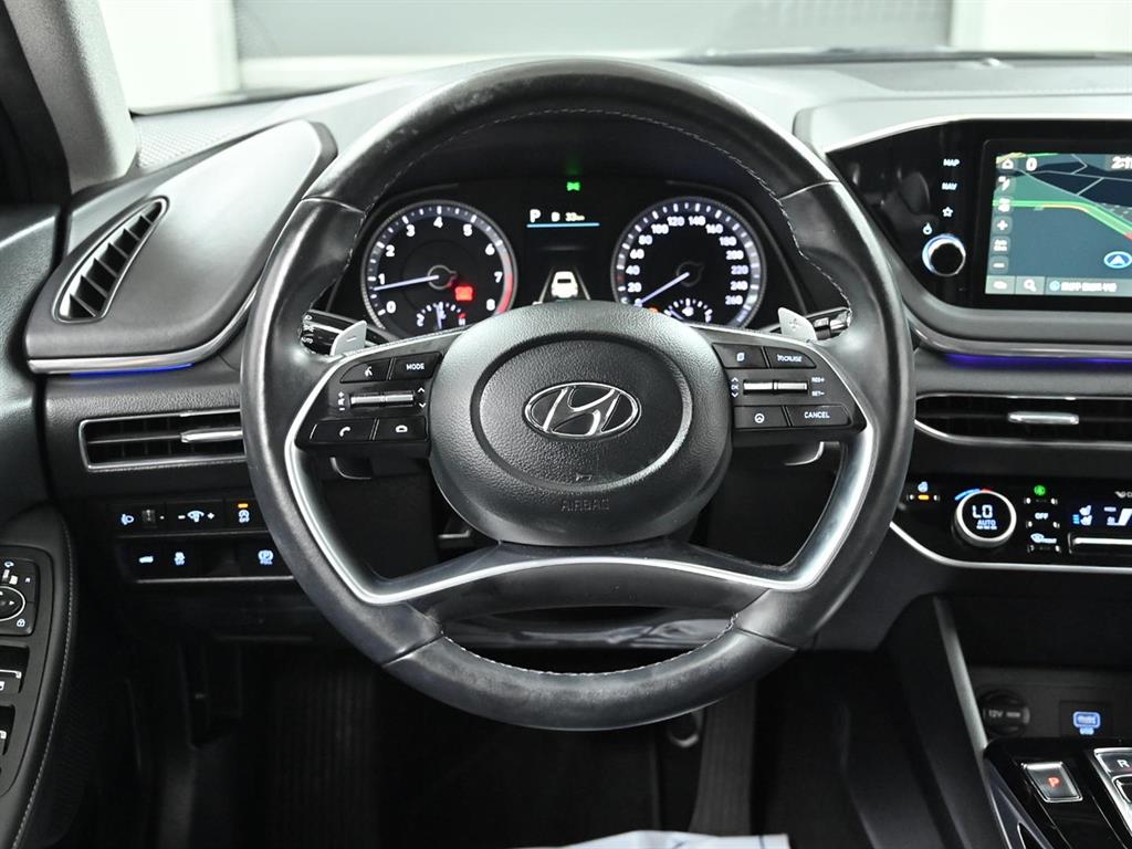 HYUNDAI Sonata - Vista 12