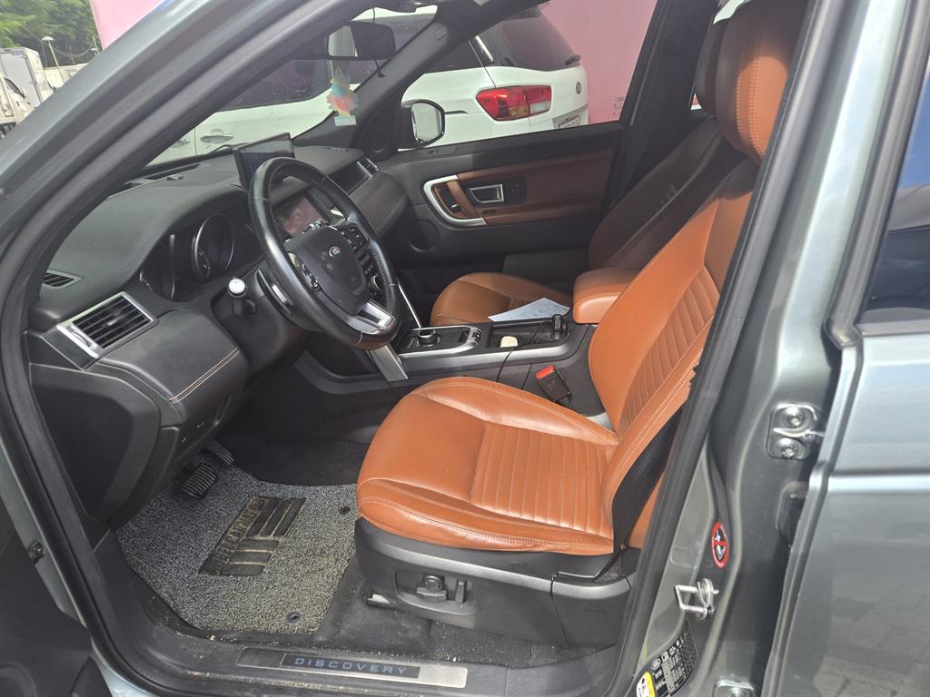 Land Rover Discovery Sports - Vista 10