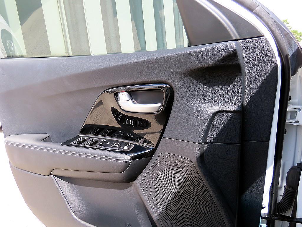 KIA Niro - Vista 11
