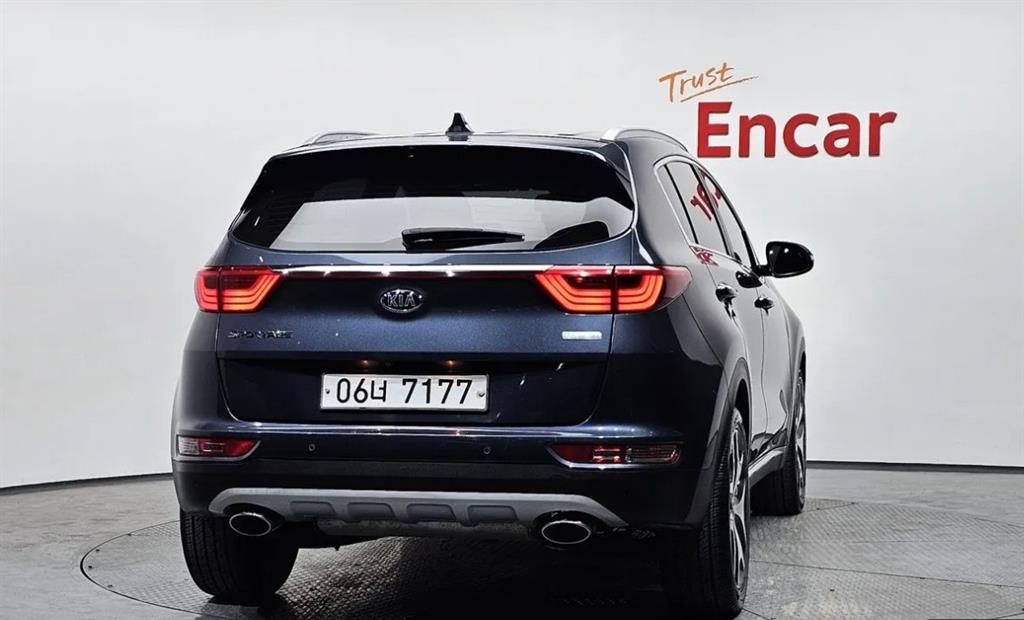 KIA Sportage - Vista 4