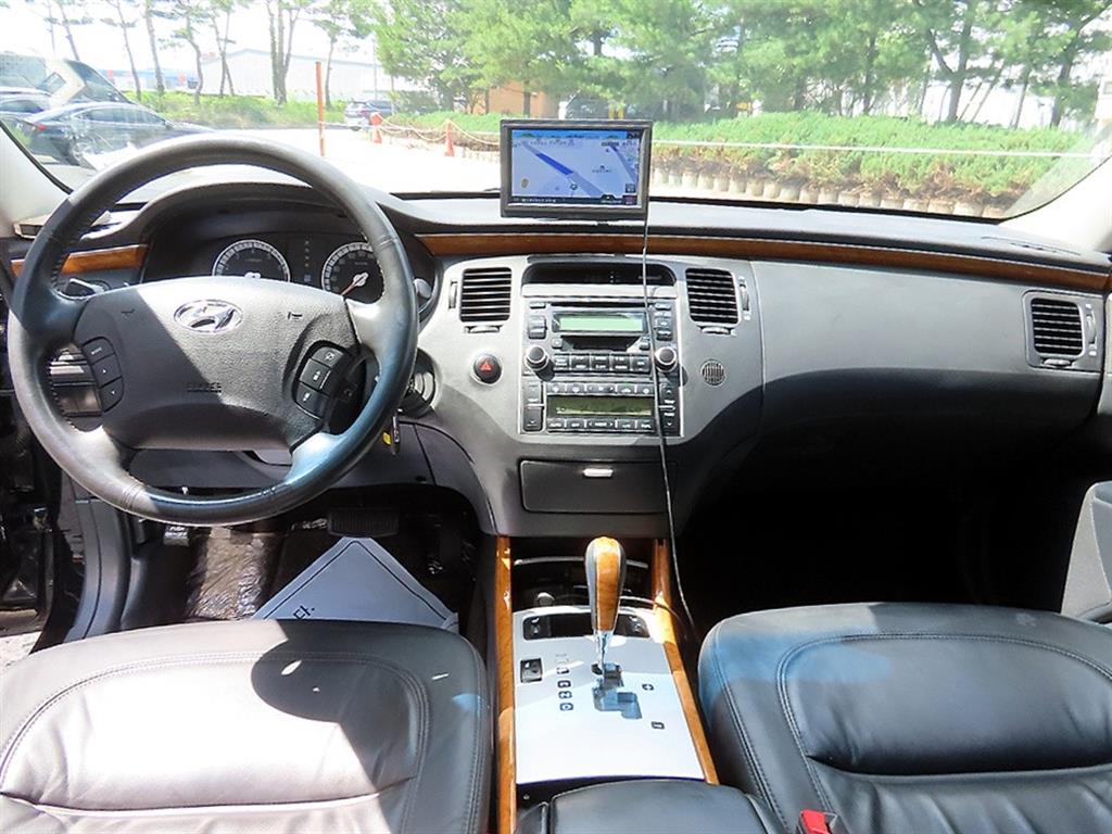 HYUNDAI Grandeur - Vista 7