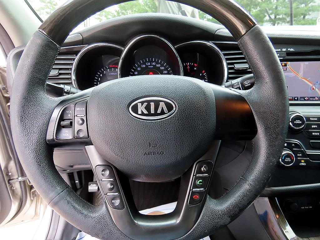 KIA K5 - Vista 7