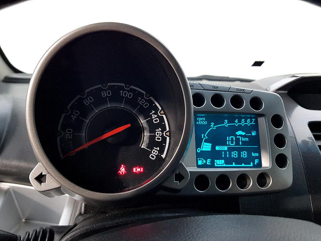 Chevrolet Spark - Vista 7