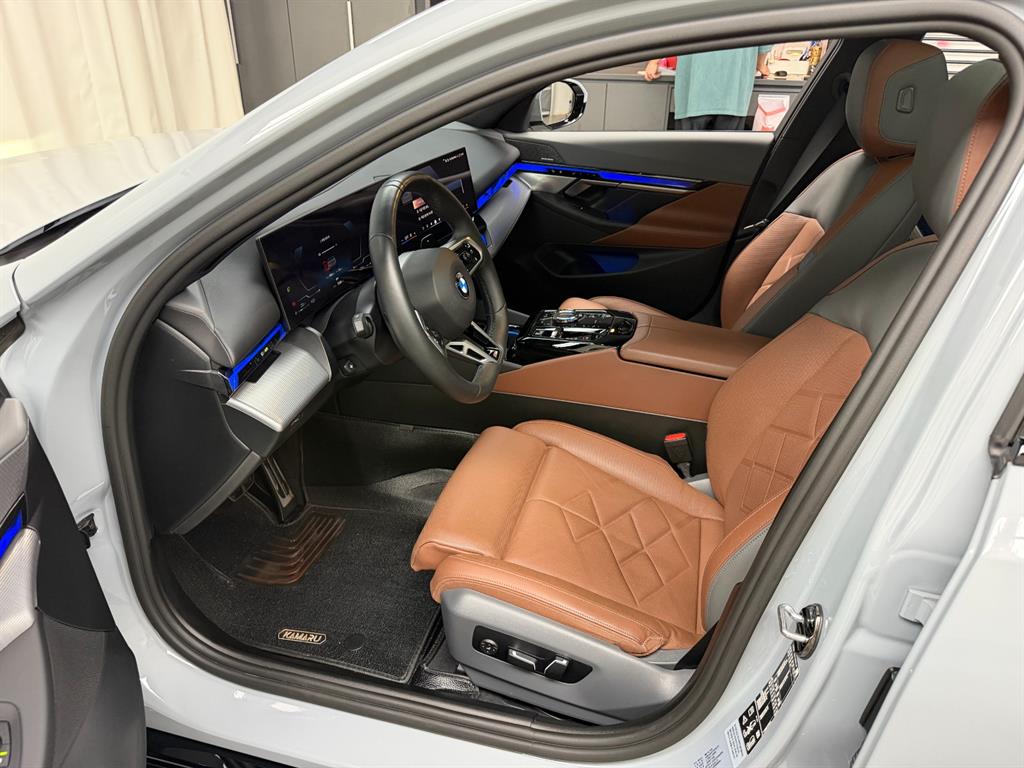 BMW 5 Series - Vista 10