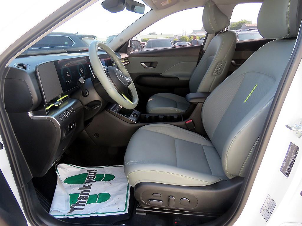 HYUNDAI Kona - Vista 6