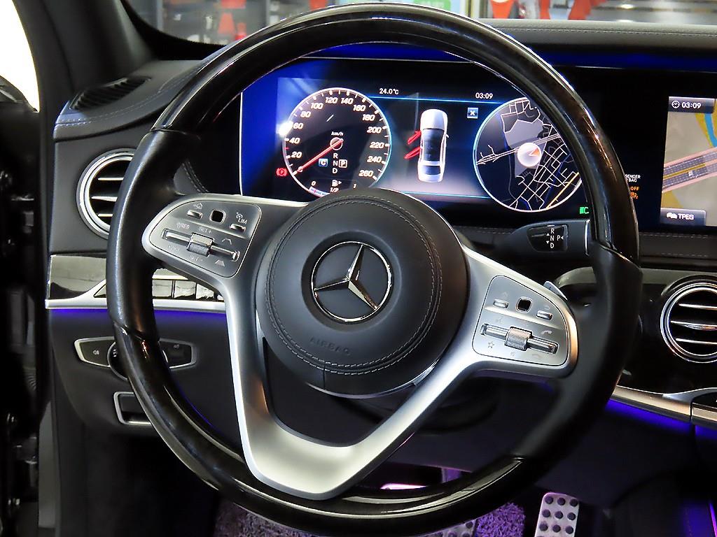 Mercedes Benz S Class - Vista 8