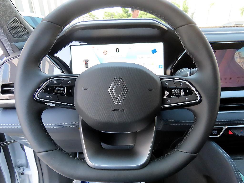 SAMSUNG Grand Koleos - Vista 8