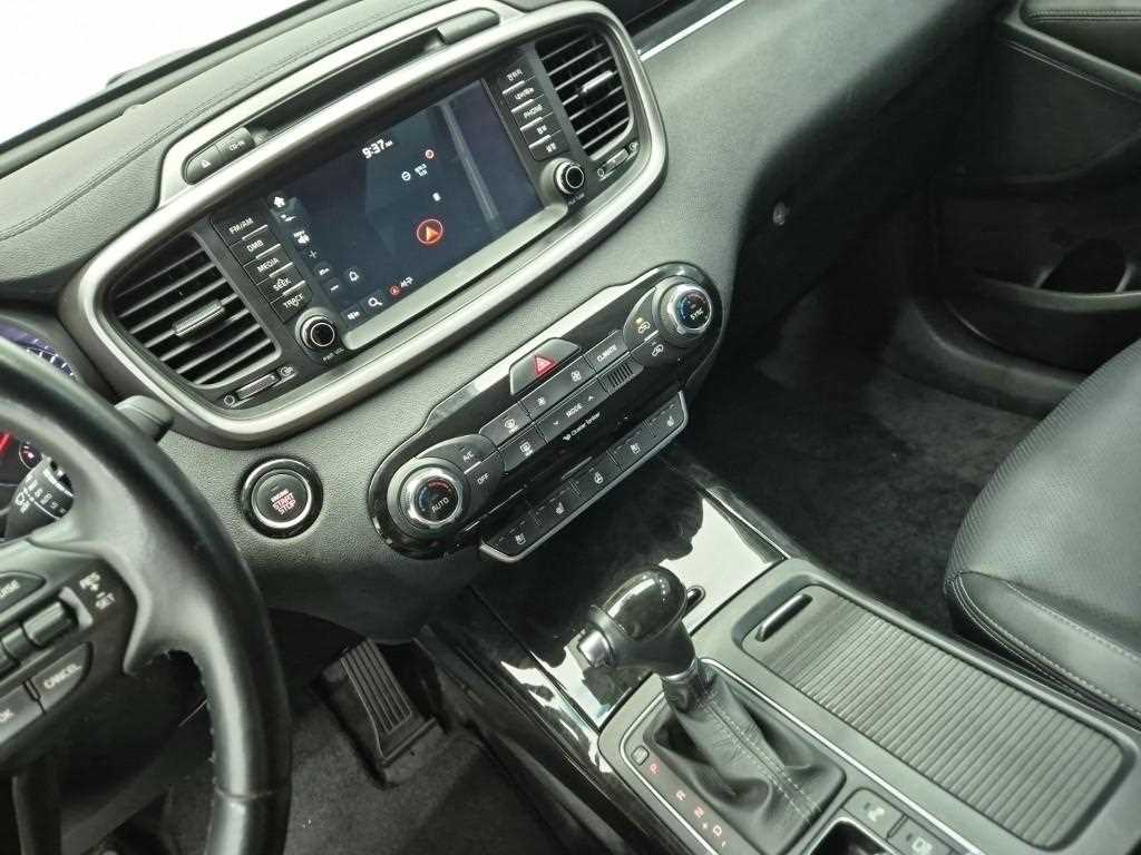 KIA Sorento - Vista 10