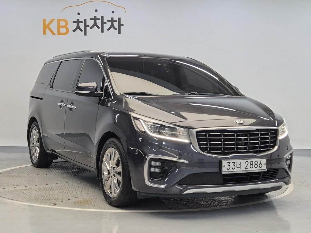 KIA Carnival - Vista 4