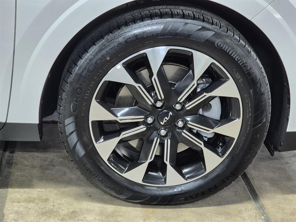 KIA Carnival - Vista 6
