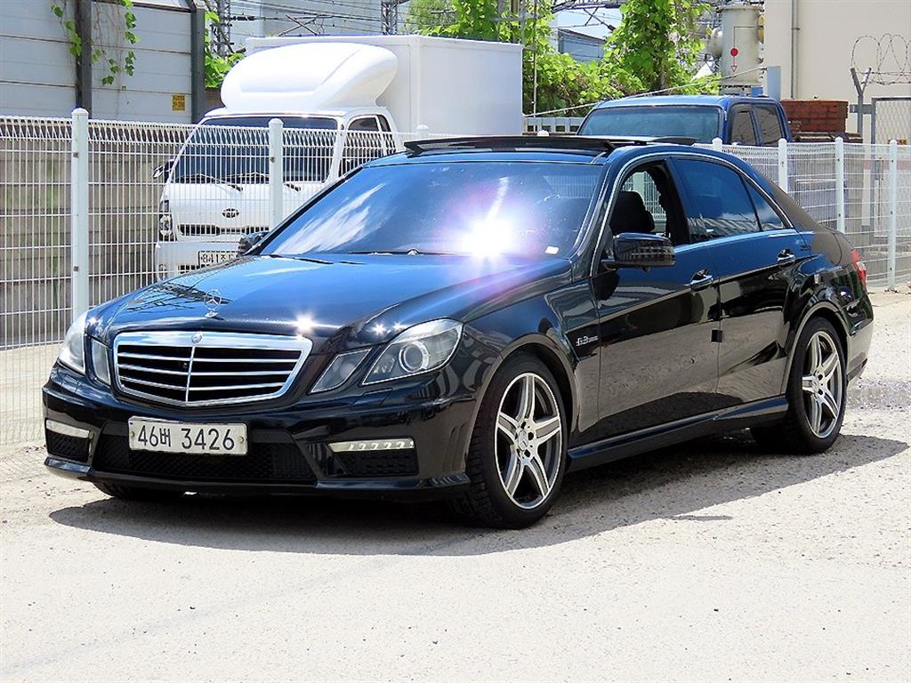 Mercedes Benz E class - Vista 2