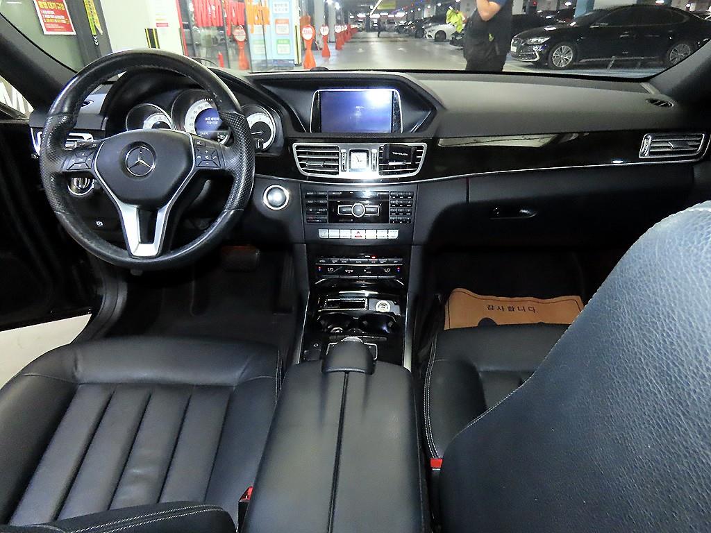 Mercedes Benz E class - Vista 10