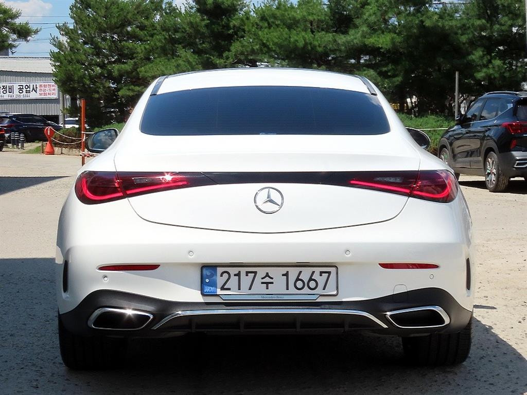 Mercedes Benz CLE Class - Vista 4