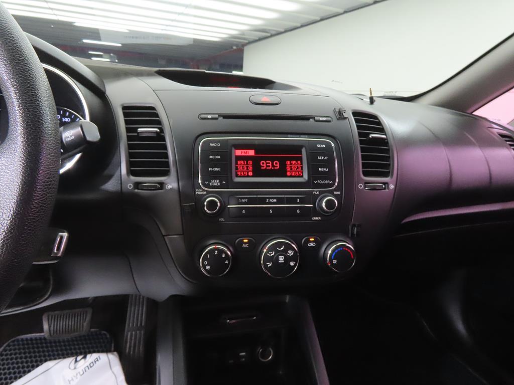 KIA K3 - Vista 10