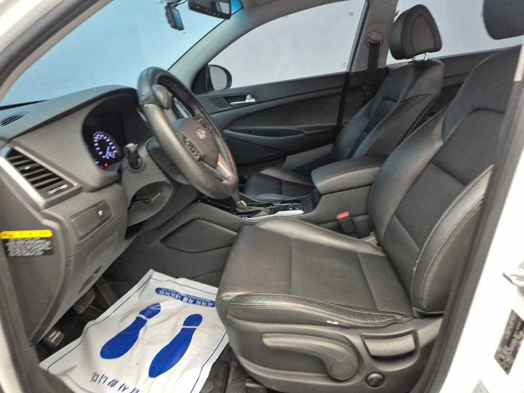 HYUNDAI Tucson - Vista 11