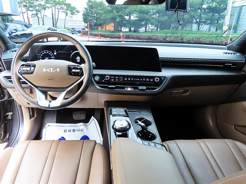 KIA K8 - Vista 7