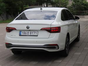 Volkswagen Jetta - Vista 6